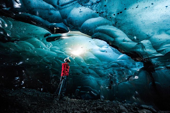 Skaftafell: Blue Ice Cave & Glacier Hike on Vatnajökull - Inside the blue ice cave
