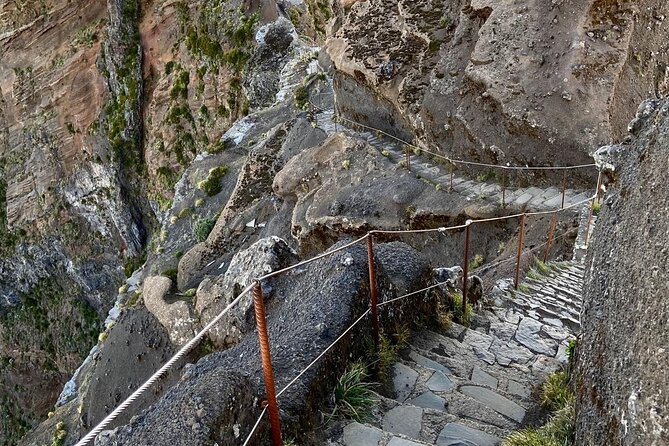 Sunrise Transfer To Pico Do Arieiro, Hike To Pico Ruivo & Return From Teixeira - Reaching Pico Ruivo at 1,862 meters