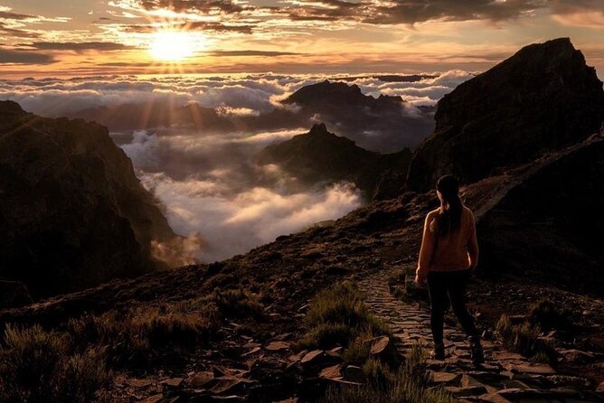 Sunrise Transfer To Pico Do Arieiro, Hike To Pico Ruivo & Return From Teixeira - Finishing at Achada do Teixeira