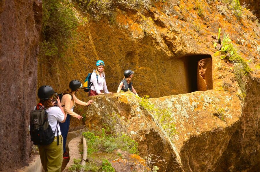 Tenerife: Anaga Mountains & Enchanted Forest Hiking Tour - The picnic, with a view or inside a cave