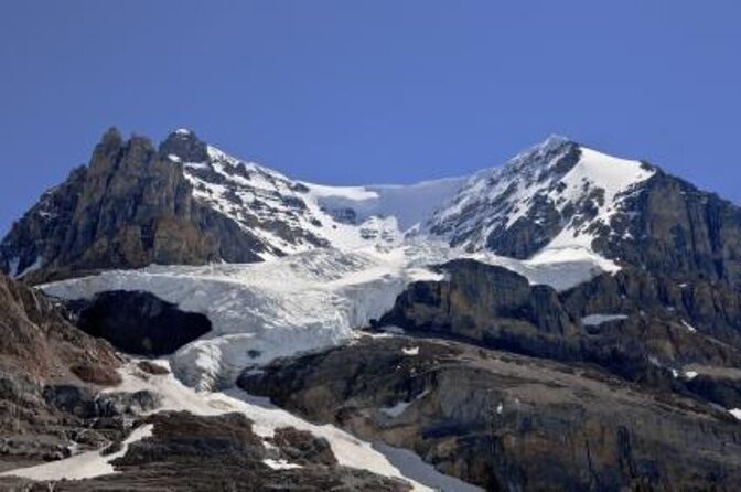 Tread Lightly Glacier Hikes - Walking past the crowds to the Athabasca Glacier