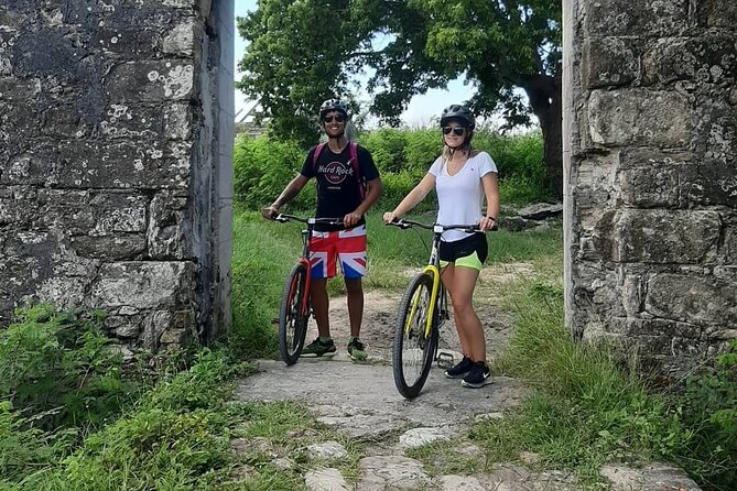 TRIPLE ACTIVITY TOUR, Bike Kayak Hike, ANTIGUA - Kayaking into the mangrove reserve