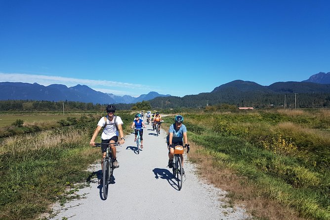 Vancouver Biking and Hiking Tour including Lunch - Transport, pickup, and group size