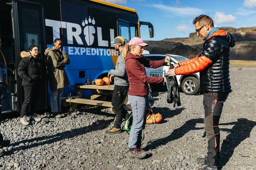 Vik: Guided Sólheimajökull Glacier Hike - Coffee, chocolates, and time for photographs