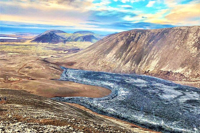 Volcano Eruption Site Hike from Reykjavik - How the tour handles safety and changing conditions