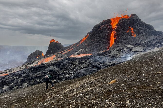 Volcano Hike and Grindavík Visit from Reykjavik - The drive is part of the lesson