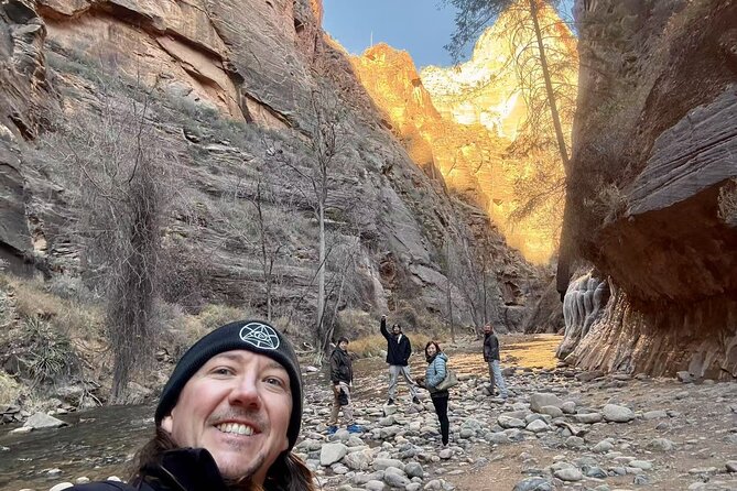Zion National Park Hiking Tour from Las Vegas Small Group Max 14 - The 5:50 a.m. pickup and the ride to Utah